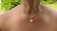 Cargar imagen en el visor de la galería, Heart tennis necklace
