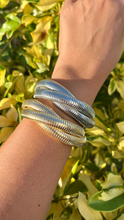 Cargar imagen en el visor de la galería, pulsera entrelazadas
