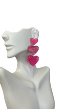 Cargar imagen en el visor de la galería, Pantallas en acrílico de corazón
