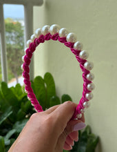 Cargar imagen en el visor de la galería, Diademas con perlas
