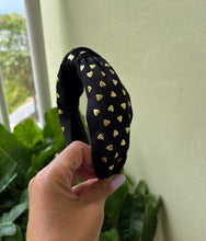 Cargar imagen en el visor de la galería, Diademas con corazones
