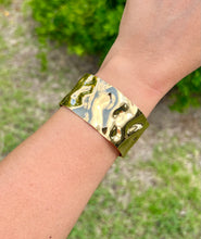 Cargar imagen en el visor de la galería, pulsera tipo cuff
