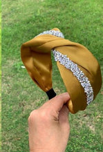 Cargar imagen en el visor de la galería, Diademas
