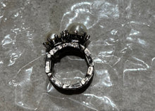 Cargar imagen en el visor de la galería, Sortijas con perlas
