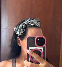 Cargar imagen en el visor de la galería, Bandanas animal print
