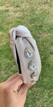 Cargar imagen en el visor de la galería, Diademas con 3 rhinestones
