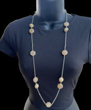 Cargar imagen en el visor de la galería, Set de collar y pantallas
