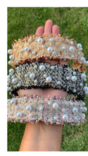 Cargar imagen en el visor de la galería, Diademas con perlas
