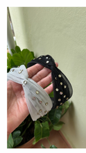 Cargar imagen en el visor de la galería, Diademas en mesh y studs
