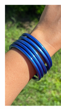 Cargar imagen en el visor de la galería, jelly bangles solidas
