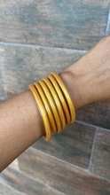 Cargar imagen en el visor de la galería, Set jelly bangles
