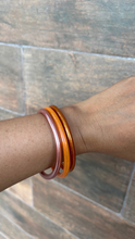 Cargar imagen en el visor de la galería, Trío glitter jelly bangles
