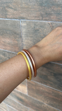 Cargar imagen en el visor de la galería, Trío jelly bangles
