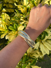 Cargar imagen en el visor de la galería, pulsera entrelazadas
