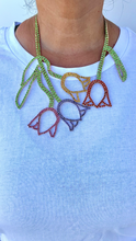 Cargar imagen en el visor de la galería, Tulipan necklace

