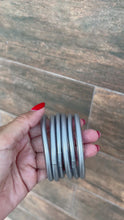 Cargar y reproducir el video en el visor de la galería, Set jelly bangles

