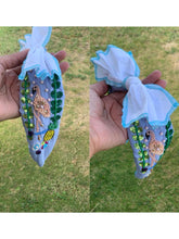 Cargar imagen en el visor de la galería, Diademas trabajadas a mano en la India
