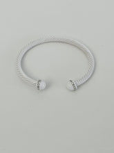 Cargar imagen en el visor de la galería, Gigi's enamel bracelet
