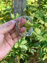 Cargar imagen en el visor de la galería, Pulsera entrelazada en rhinestones
