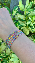 Cargar imagen en el visor de la galería, pulsera en rhinestones
