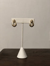 Cargar imagen en el visor de la galería, Set de collar y pantallas
