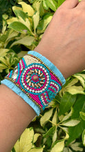 Cargar imagen en el visor de la galería, Cuff en beads

