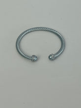 Cargar imagen en el visor de la galería, Gigi's enamel bracelet
